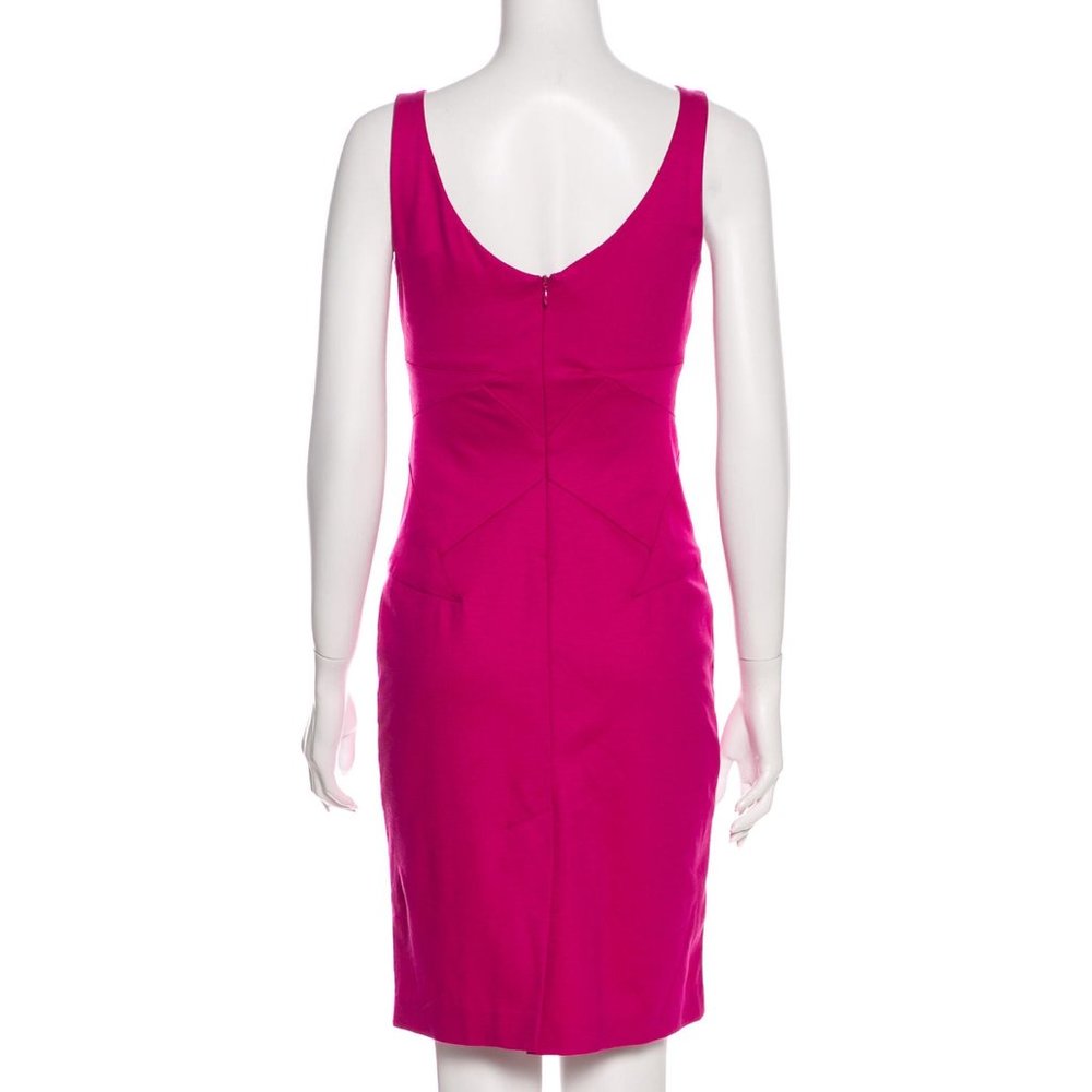Diane Von Furstenberg, Fushia Sheath Dress, size 0 - Picture 4 of 15
